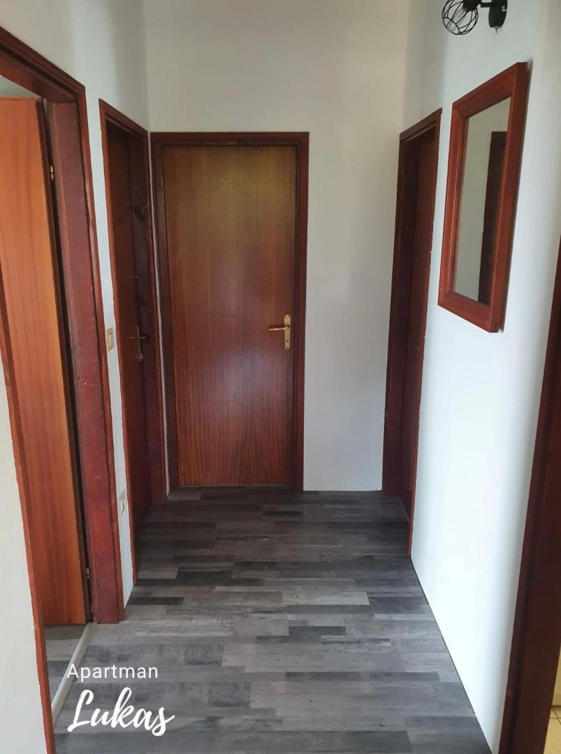 Apartmani Mazzarolli Jadranovo Værelse billede